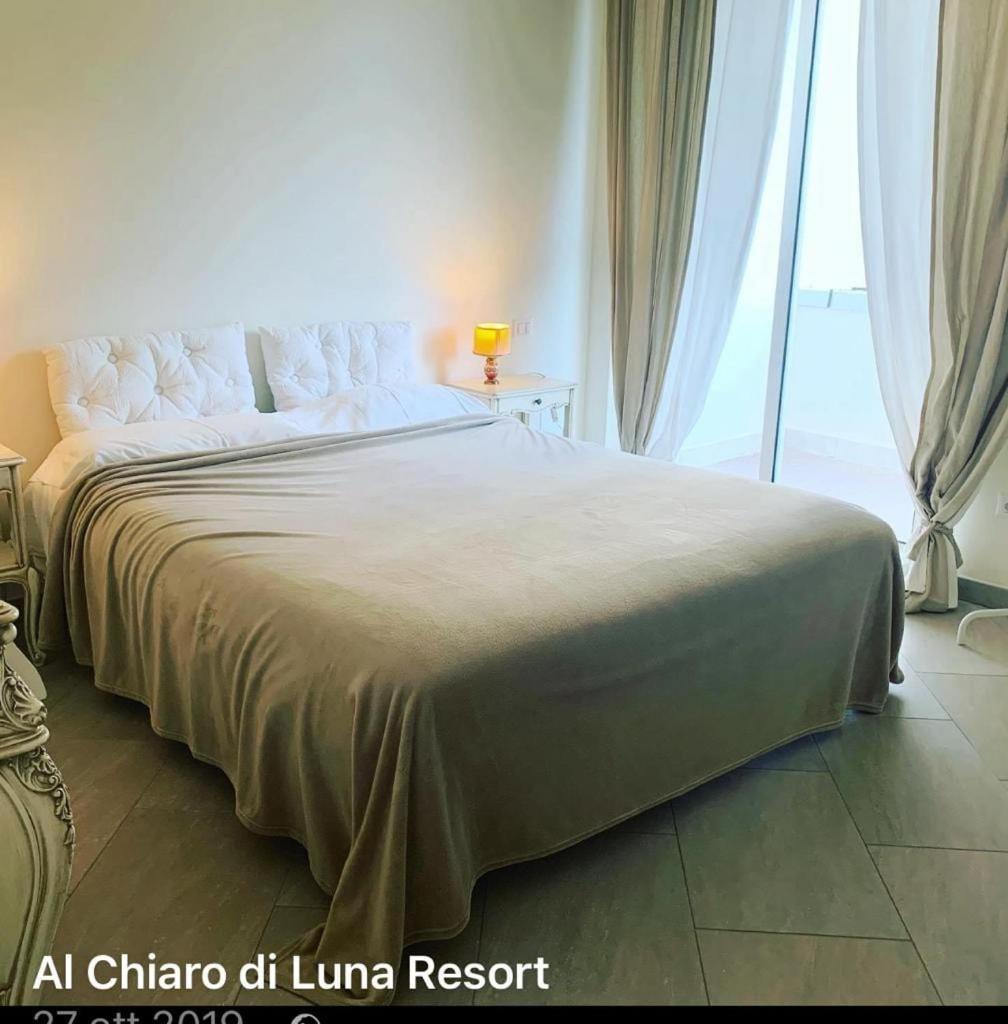 Al Chiaro Di Luna Resort Borgo Pantano Exterior photo